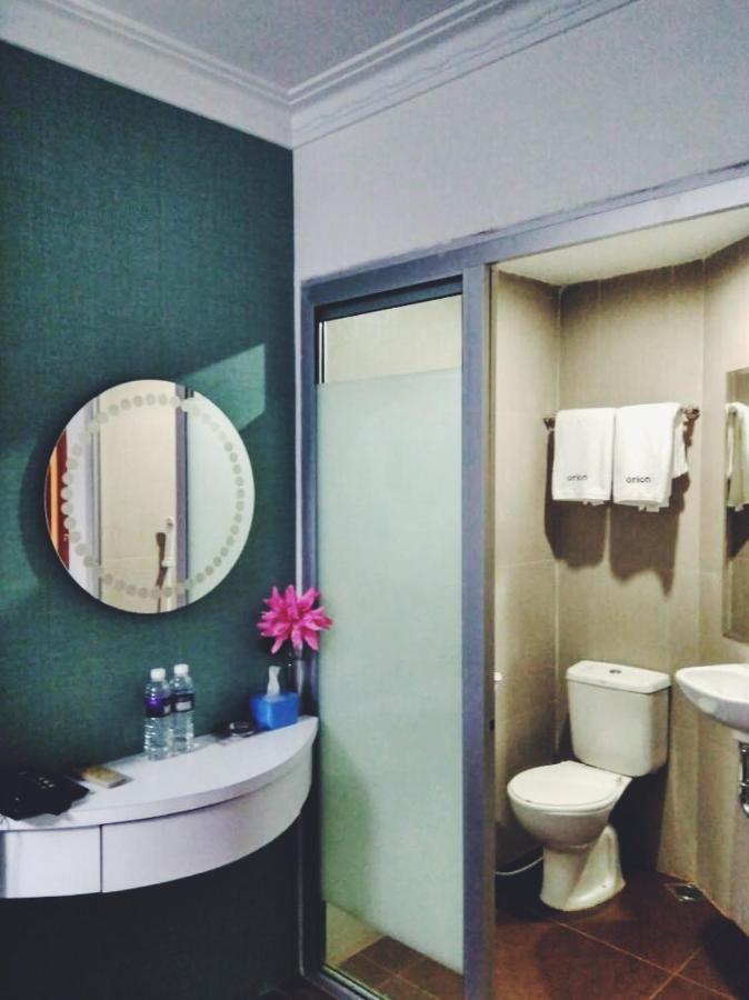 Orion Hotel Batam Esterno foto